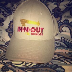 IN-N-OUT hat ❤️